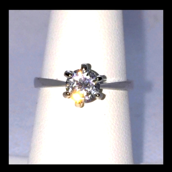 🎁 3/4  ctw Triple A CZ ring nwot 6 prong setting. Tiffany style engagement ring - Picture 3 of 9